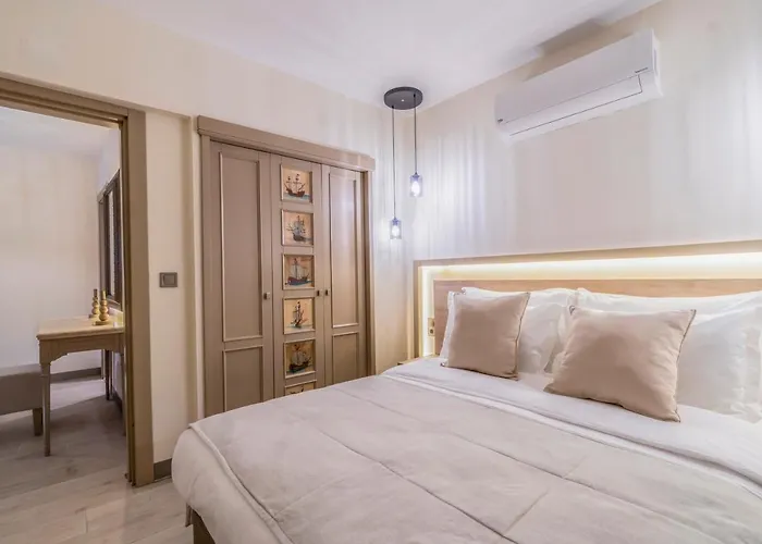 Manzara Boutique - Adults Only