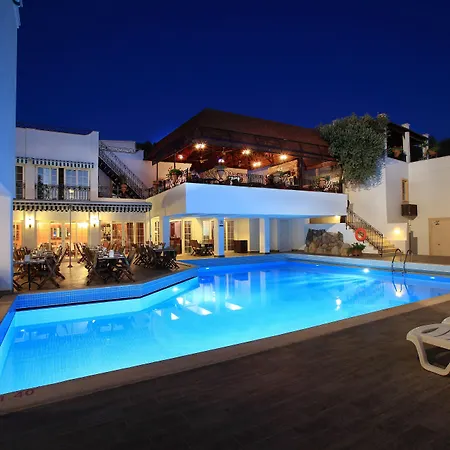 Hotel Manzara Boutique - Adults Only 3*